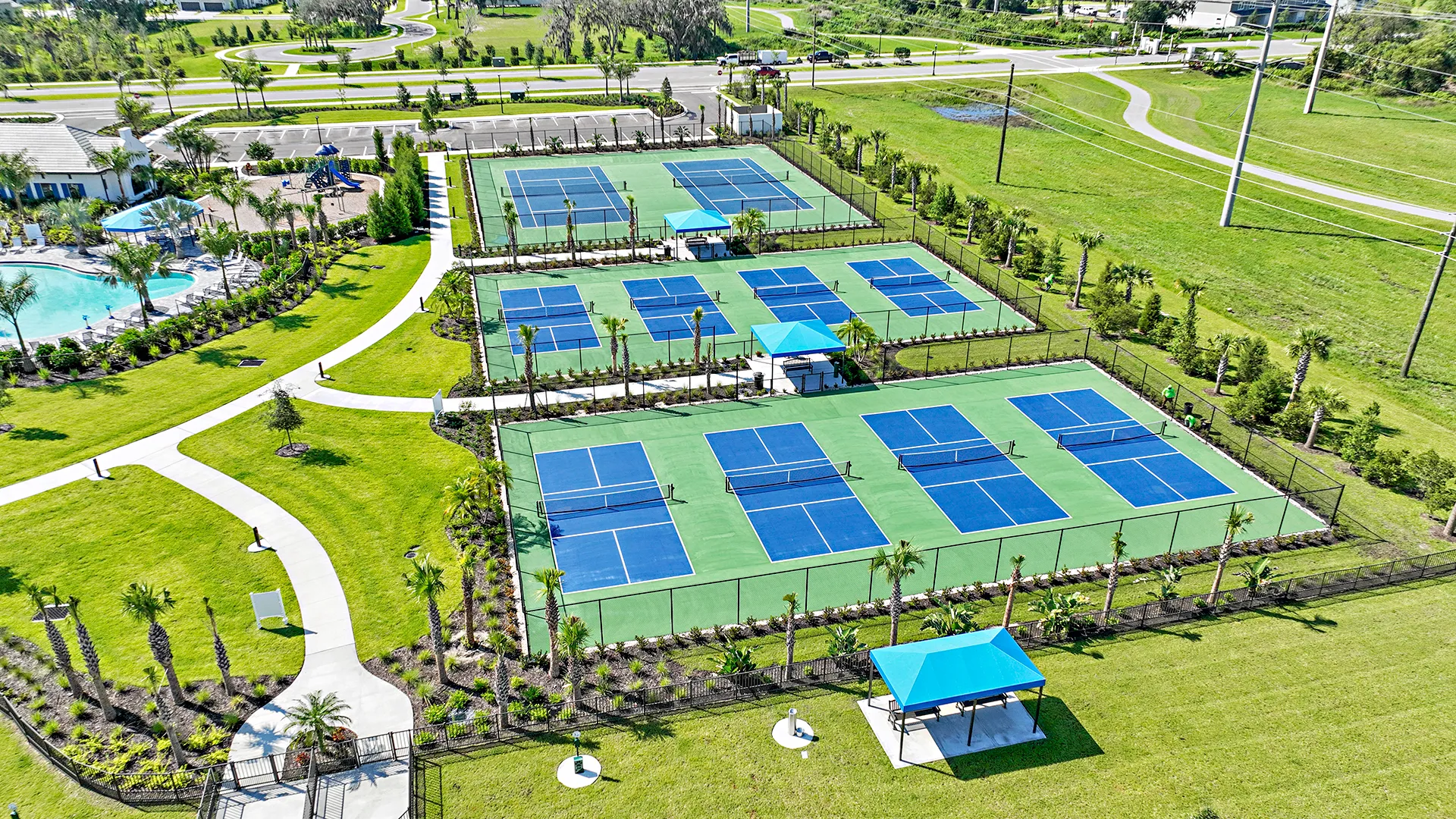 Tennis & Pickle Ball Courts